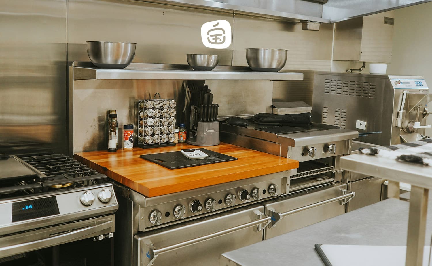 อุปกรณ์ครัวเชิงพาณิชย์: รีวิวโรงงานจีน ยูไนเต็ด คิทเช่นแวร์